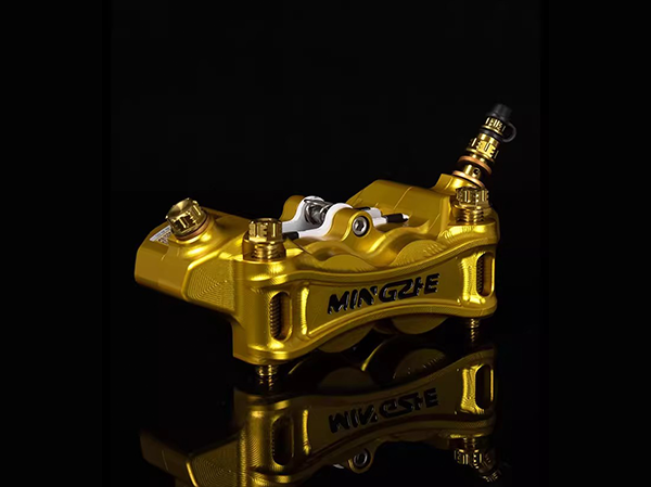 明浙改装厂家直供M22赛道版大辐射对四活塞卡钳电动车刹车改装泵